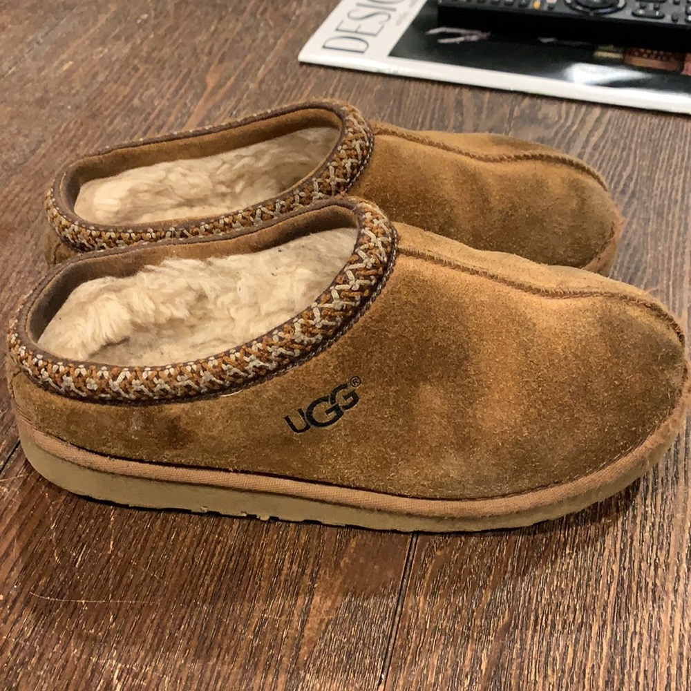 Ugg Tasman Chestnut slip-on size 7